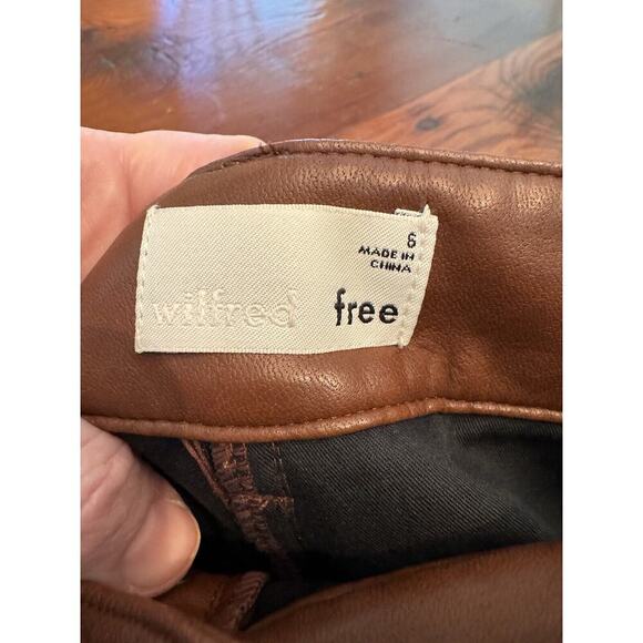 Aritzia Wilfred Oracle Faux Leather Balloon Pants Size 6 Brown EUC - Picture 6 of 16